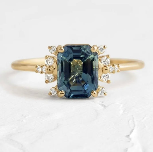 Sapphire crystal ring