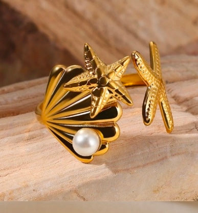 Shell star ring