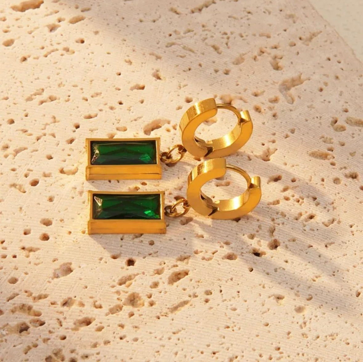 Emerald drop earrings