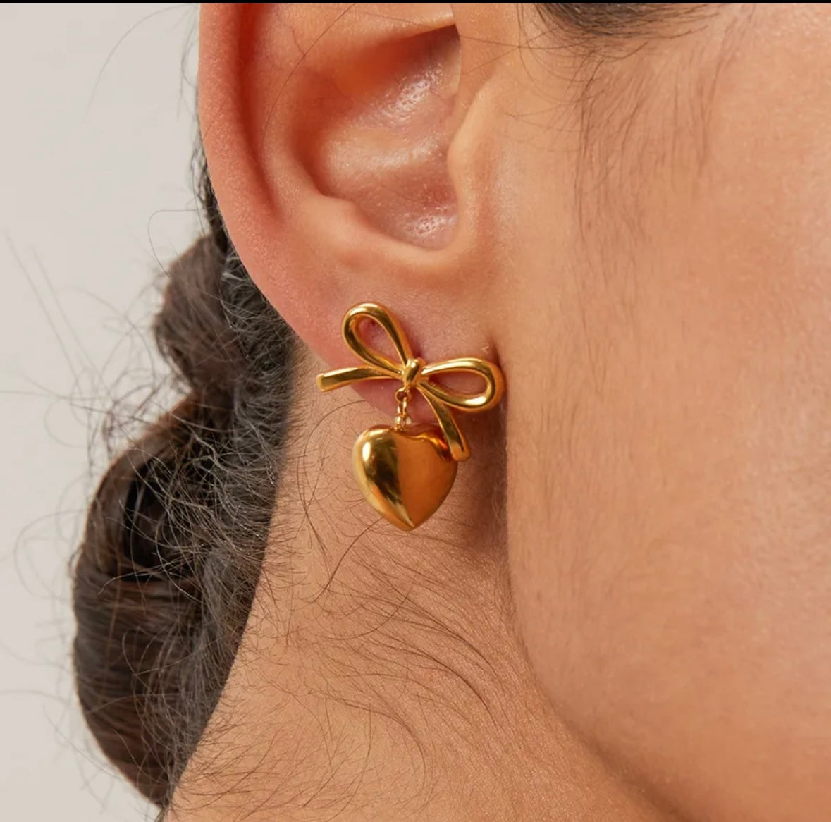 Gold-Toned Bow-Mance Heart Drop Coquette Aesthetic Earrings for Women Fashion | Chic Accessories for Women Ear Tops Fashion Jewellery Bow Earrings for Girls Stylish | Chunky Chic Golden Earrings